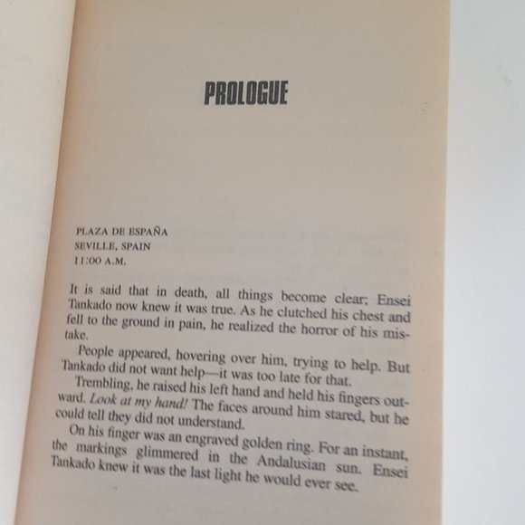 Digital Fortress by Dan Brown, Paperback ISBN 0312995423 - Picture 7 of 9